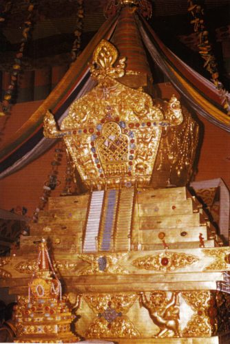 Reliquary stupa of the 16th Karmapa in Rumtek monastery